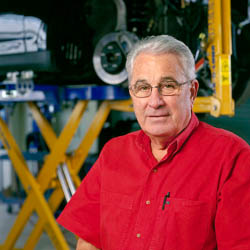 Collision Shop Equipment – Car–O–Liner – Austin, TX; Robert Joyner, Owner of Continental Collision